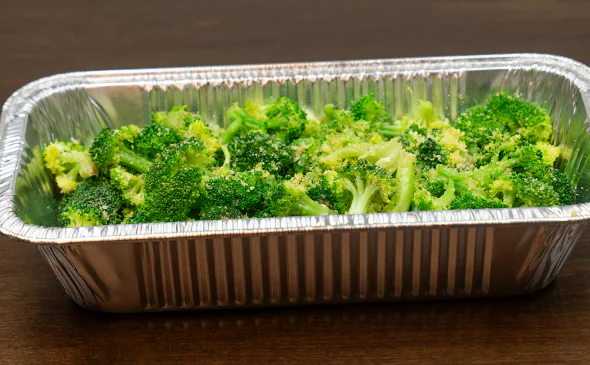 Broccoli (Serves 4-6)