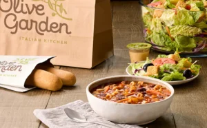 WEEKDAY Lunch Special- Soup and Salad and Breadsticks